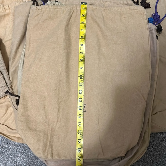 LOUIS VUITTON MONOGRAM DRAW STRING DUST BAG AUTHENTIC - Picture 2 of 4